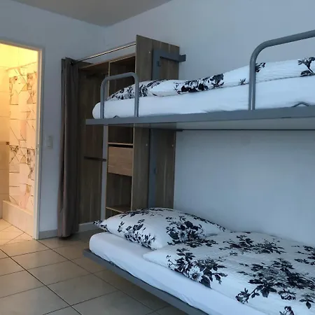 Apartment Near Lycee Jean Mermoz *