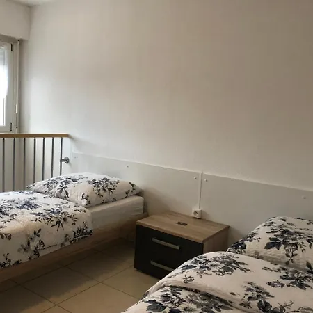 Apartament Near Lycee Jean Mermoz