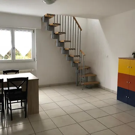 Near Lycee Jean Mermoz